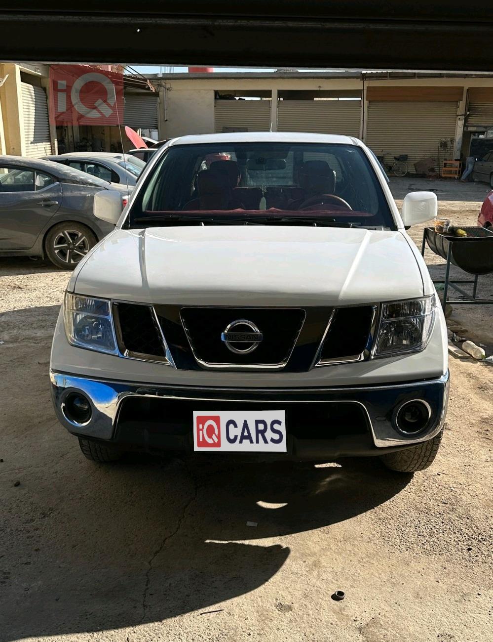 نيسان نافارا